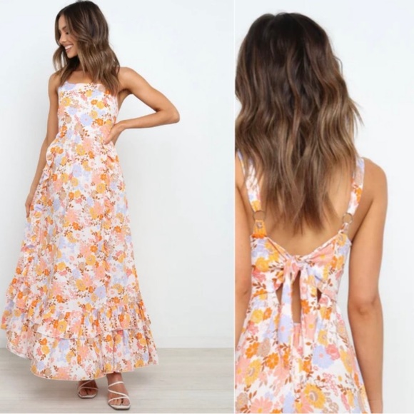 Petal & Pup Dresses & Skirts - Petal & Pup Women's Floral Boho Flowy Square Neck Tie Back Kallan Dress Size L